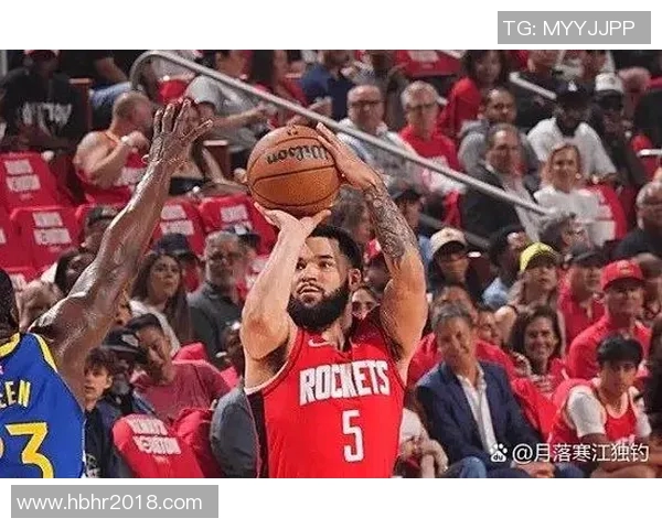 亚当斯与火箭续约三年合同总额3900万美元全额保障引发关注